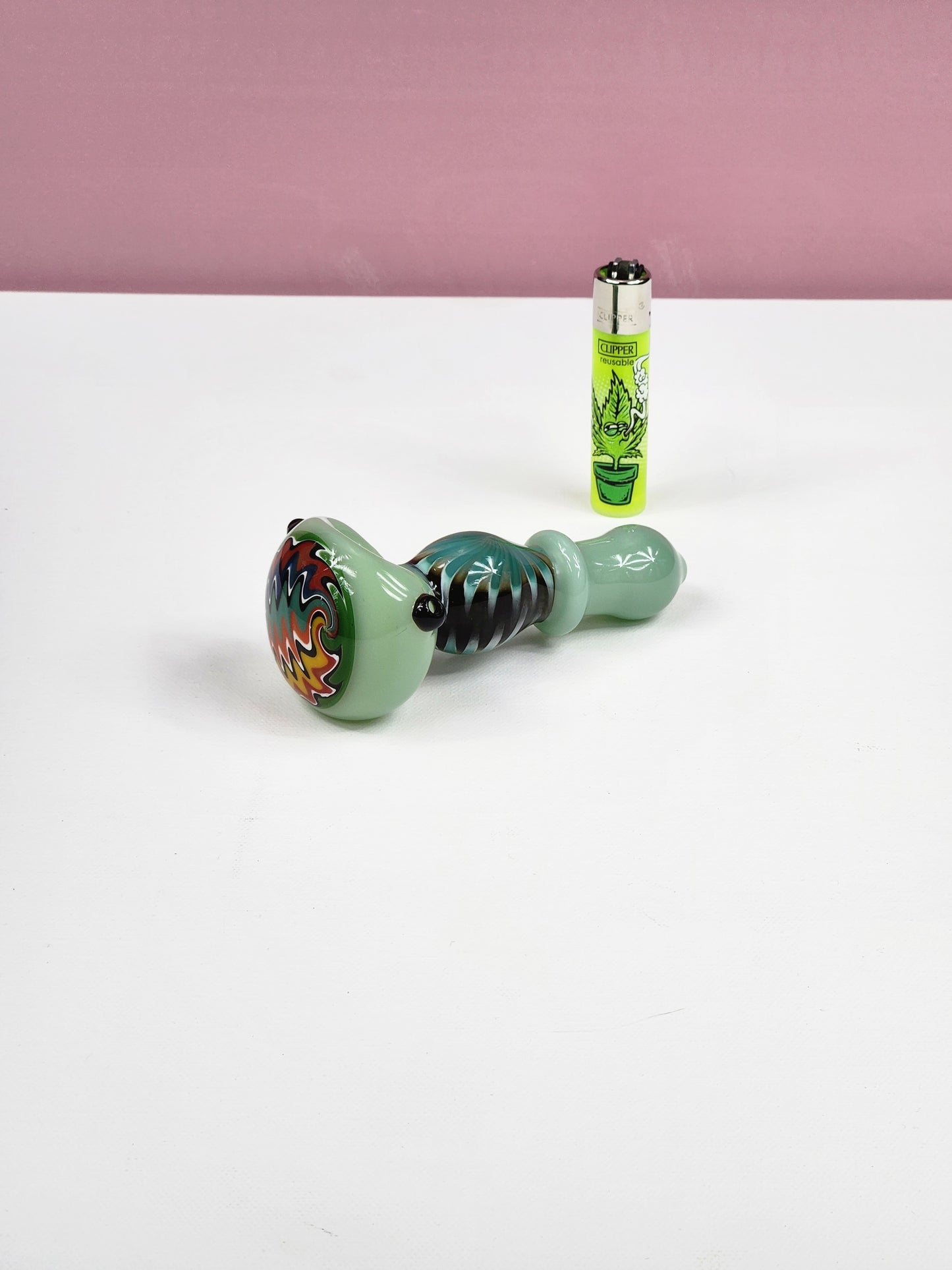 Groovy Colors Pipe