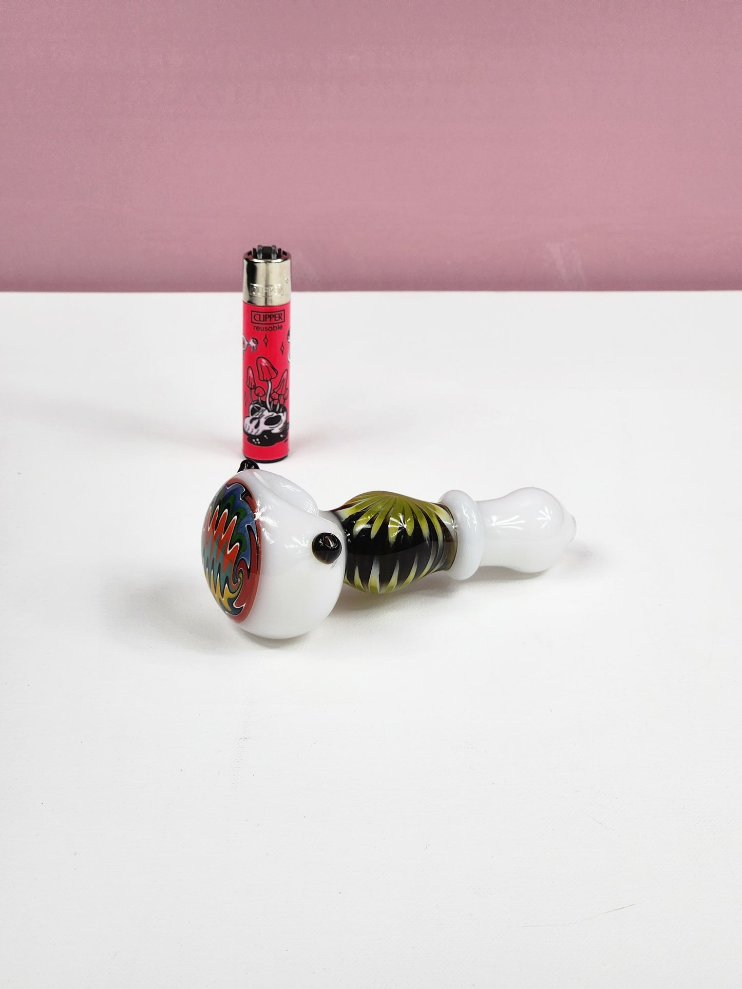 Groovy Colors Pipe