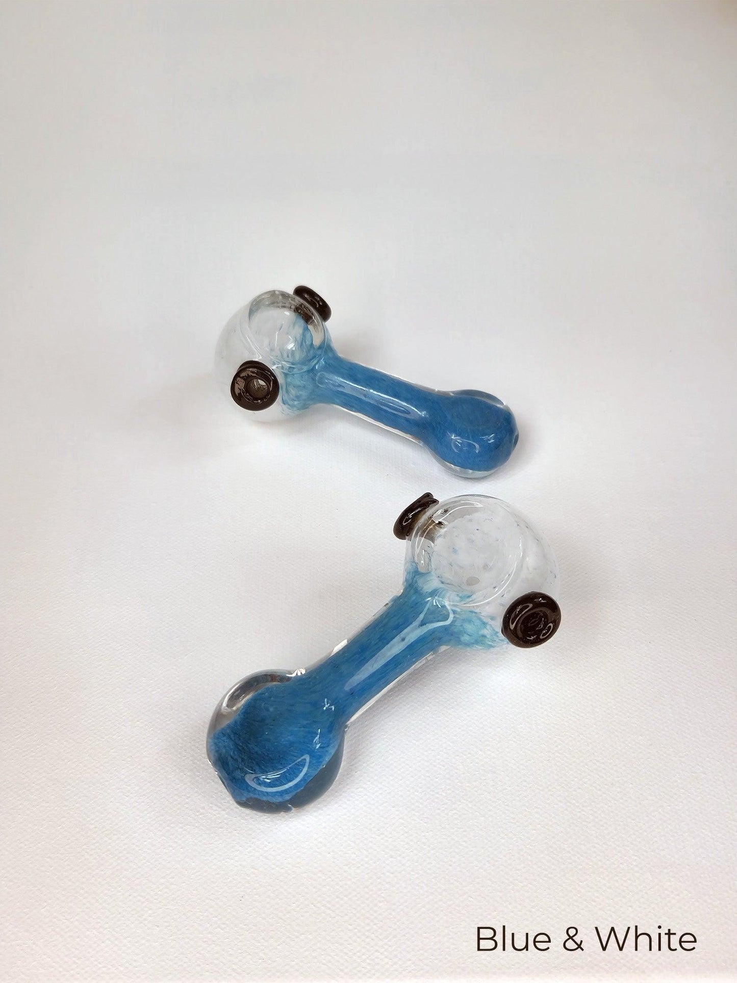 Two Tone Glass Pipe - The Bud Butler