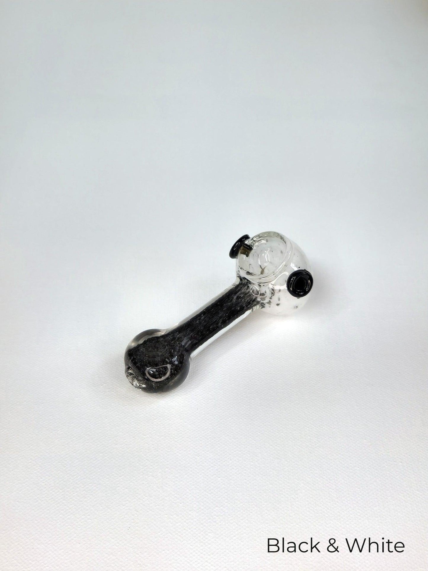 Two Tone Glass Pipe - The Bud Butler